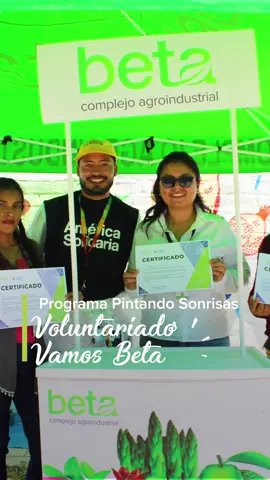 Llevamos alegría y color a Piura e Ica con la participación de los voluntarios de nuestro programa Pintando Sonrisas. 🎨🤩​ #AgroindustrialBeta #Agroindustria #VamosBeta #VoluntariadoPintandoSonrisas​ 