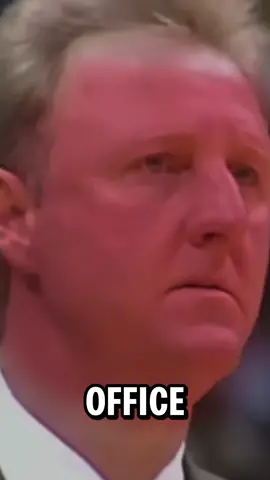 Mark Jackson and Reggie Miller tell a funny Larry Bird story about the time they lied to him during Larry Bird’s time with the Pacers! 😂😂😂😂😂  #larrybird #larrybirdlegend #larrybird33 #larrylegend #larrybirdstories #larrybirdstory #nbatiktok #NBA #fyp #foryou #funny #pacers #indianapacers 