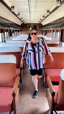 All aboard the Swiftie train 🚂  Dc: @chloe may  #downbad 