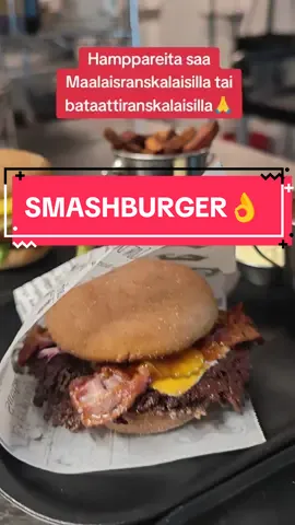Oletko maistanut Liekin smash burgereita? Jos et niin tätä on tarjolla joka päivä, joten tervetuloa😊🍔 #smashburger #potatobun #burgerlovers #gluteeniton #bistroliekki #rafla #sinulle #ravintola #paras #lounas #tiksi 