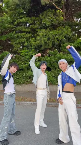 'LOUD' with  #ZEROBASEONE 감사합니다!! @ZEROBASEONE #ZB1 #제로베이스원 #PARKGUNWOOK #박건욱 #INI #아이엔아이 #RIHITO #리히토 #TAKUMI #타쿠미 #INI #INI_THE_FRAME #INI_LOUD 