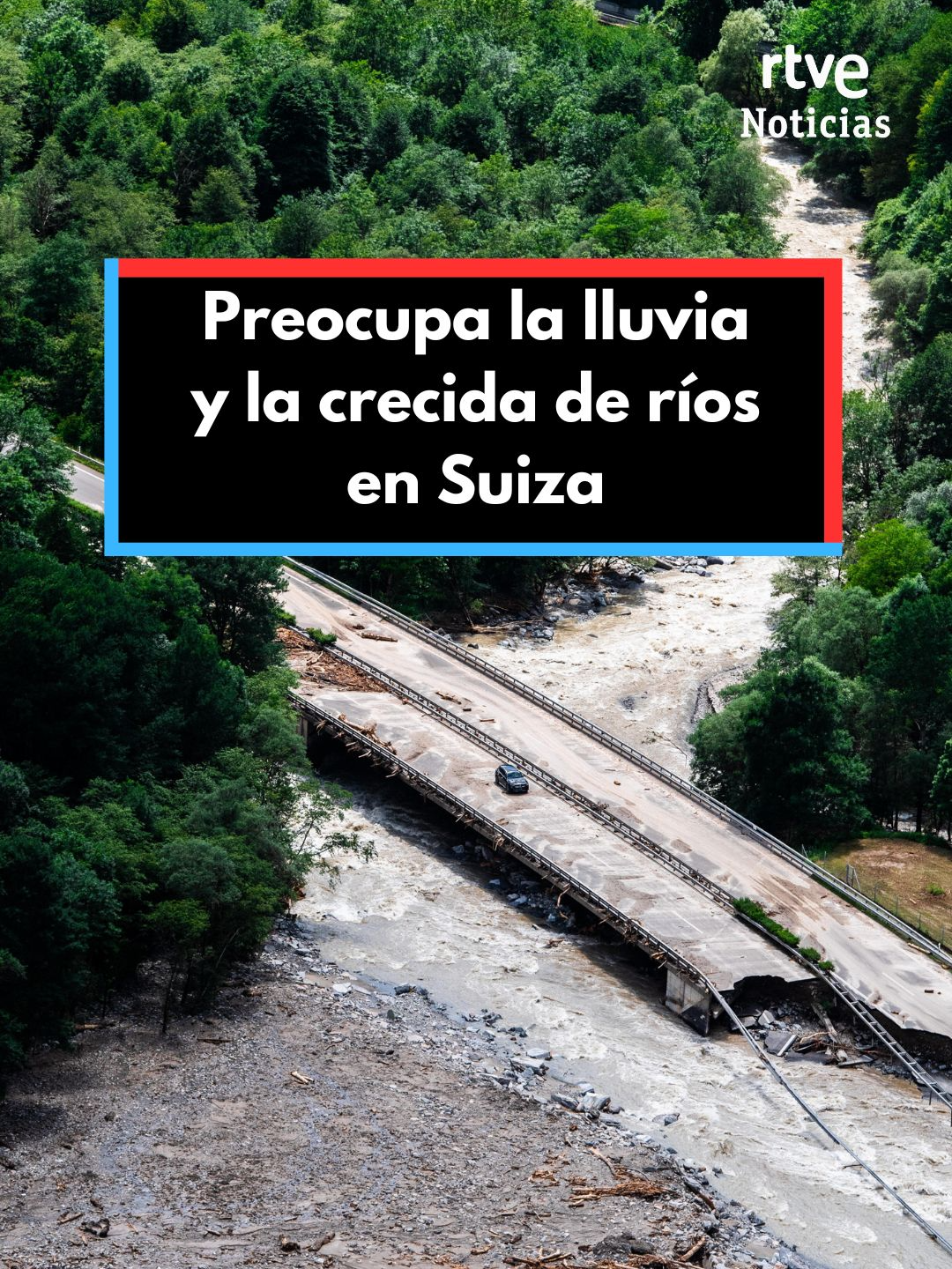 En Suiza, preocupa la lluvia y la crecida de ríos. En algunos valles alpinos ha inundado pueblos y también ha dejado incomunicada durante horas a la ciudad turística de Zermatt.  En las últimas horas, un corrimiento de tierras ha dejado al menos 3 desaparecidos. #suiza #lluvia #lluvias #noticias #noticiastiktok #news