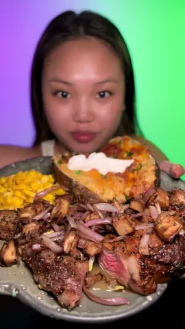 #steak #bakedpotato #mukbang #asmrfood #foodasmr #eating #eatingsounds #eatingshowasmr #eatwithme #chewy #Foodie #mukbanger 