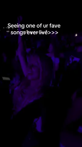 Bawled like a baby #longervideos #foryou #maroon5 #concerts 