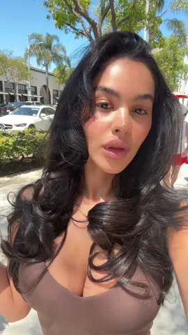 I feel like a new person 😍 !!!!  I did 5 packs of russian hair @Violet Teriti - chaviv hair in beverly hills 
