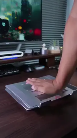 💻 Melhore sua experiência com o SpinFlex - Suporte Giratório para Notebook! Ergonomia, conforto e versatilidade em um só produto. Aproveite nossa oferta especial por apenas R$ 299,00 com frete grátis para todo o Brasil. ✨🌟 📲 Digite 