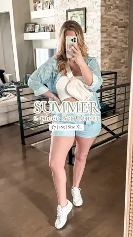 Summer 2 piece set outfit ☀️ Loving the boxer short trend as an outfit! #summeroutfit #summeroutfitinspo #boxershort #boxershorttrend #2pieceset #2piecesets #2piecesetoutfit 