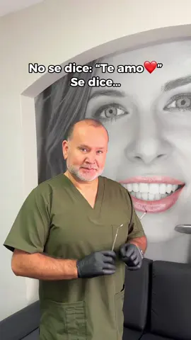 Quien te quiere, cuida de tu salud bucal…👀😉🫶🏻 . #odontologia #sonrisa #dientes #ortodoncia #ortodoncista #odontologo #fyp #parati #tendencia #viral #amor #enamorados #Love #trend #brackets 
