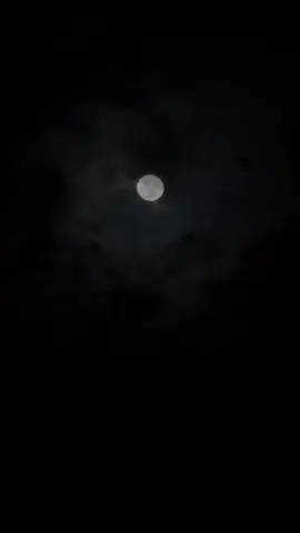 شاركوني تصويركم القمر 