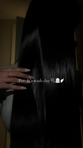 Manifesting Dyson hair tools 🧘🏻‍♀️✨ #fypage #hairtok #hairwashday #colorwowdreamcoat #k18results 