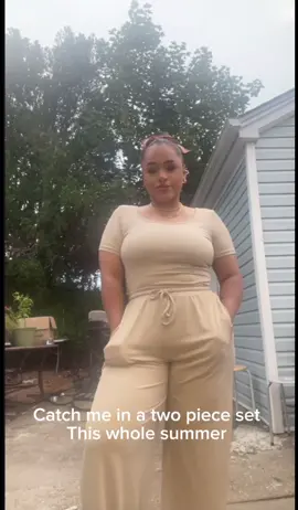 @YOZYCatch me in a twopiece this whole summer 😍 how cute is this set !  #twopieceset #fashiontiktok #cutesummeroutfits #OOTD #yozytwopieceset #2pieceset #SummerFashion #beigeset #fyppppppppppppppppppppppp #latinacreator 