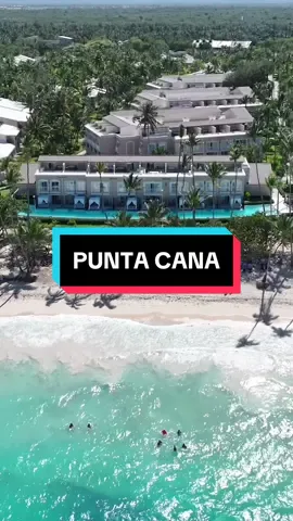 Who wouldn’t want to spend the day in this paradise? 🏝️ Our Grand Palladium Punta Cana Resort & Spa awaits you! 😍 #GrandPalladiumPuntaCana #GrandPalladiumResorts #FamilyResort #VacationForReal #traveltiktok #PuntaCana 