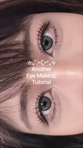 Mengalahkan rasa mager buat bikin tutowriaaaal!🔥 Ini menarik sih, soalnya gak pake banyak warna tapi ternyata lumayan panjang prosesnya (?) #makeuptutorial #Daily Douyin Make Up Tutorial #douyinmakeup #koreanmakeup #kpopmakeup #kidolmakeup #eyemakeup #bulumatakorea #cleangirlmakeuplook #clearmakeup #hoodedeyesmakeup #wakemakeeyeshadow #pinkflash #fyp 
