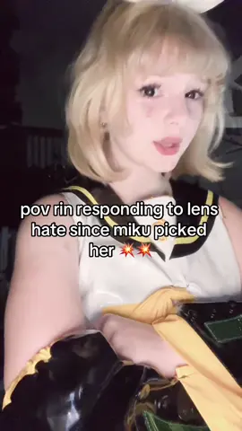 my man wpuldnt touch you with a ten foot pole…! // #t#tbhastromomentr#rinkagaminek#kagaminerink#kagaminetwinsk#kagaminerincosplayr#rinkagaminecosplayr#rinvocaloidv#vocaloidrinrincosplayvocaloid @vampy ;p 