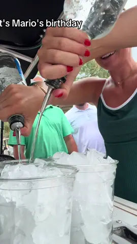 Happy Birthday Mario! Fat Hookers for you!! Cheers!  #golf #cartgirl #bevcart #drinks #pineapple #happybirthday #birthdaydrinks #cocktail #mario #golfdrink #drinking 
