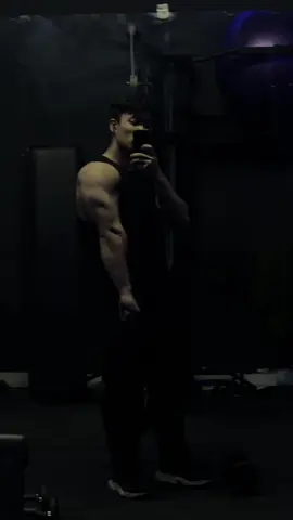 172cm, 79kg 