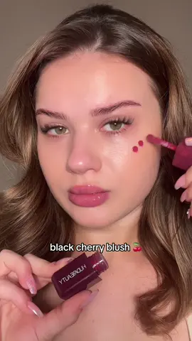 new Huda Beauty cream blush shade ‘black cherry’ >>> 😍 #creamblush #hudabeauty #blush #makeup 