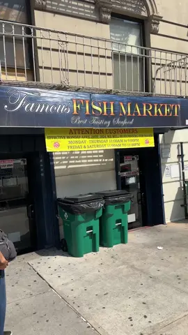 Trying Supposedly The Best Fried Fish In NYC, Famous Fish Market Taste Test #seafood #fish #shrimp #nyc #nycfood #nycrestaurants #nyceats #harlem #blackownedbusiness #Foodie #review 