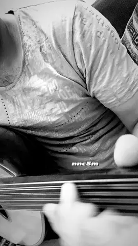 شويه دندنه 🪕 . . #عزف_عود #غناء #بصوتي 