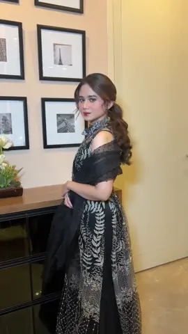 Kondangan lagi. congrats beby & rizky untuk pernikahannya. happy wedding 🖤