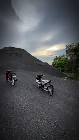 View triệu đô và xe đồ chơi🤑💰#y15zrmalaysia #y15zr #xuhuong2023 #xuhuongtiktok 