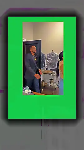 Chase checks his Wife!  (2)#kountry #kountrywayne #kountrywayneskits #kountrywaynecomedy #kountry_wayne_fans #kountryblack41 #kountrywaynelive #foryou #kountrywaynebuddy #us #xyzabc #vira l#usa #fyp #kountrywaynefan #kountrywaynewome n#kountrywaynedrip