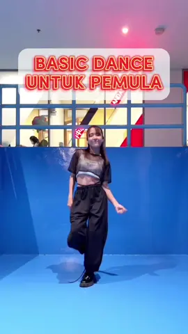 Masih bingung gerakan basic tuh gimana?🤔  Nih MinZy spill basic dance yang simple tapi penting banget biar dance kalian makin topp‼️🤩 Komen di bawah ya mau MinZy kasih tips apalagi?😝 All outfit from @lazy.bazy  More info? Click link on bio! #lazybazy #tipsdance #OOTD #bajudance #casual #inspriasioutfit #outfitdance #surabaya
