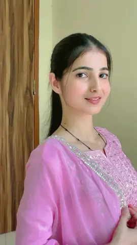 Beauty In Pink #punjabigirl #viral #beautiful #fyp #trending #foryoupage #foryou 