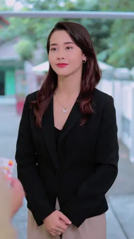 “Berbuat baik lah kapanpun dan dimanapun, karena kita tidak pernah tau…”  #TikTokTainment #SerialTikTok #drama #trending #viral #dramatiktok #fyp #viralvidio #viraltiktok #dramakeluarga #TikTokSeries #foryou #TikTokSeries #sinetrontiktok #terbaru #terkini #fypシ゚  @Arya @Maudy Ayana @Jinny 