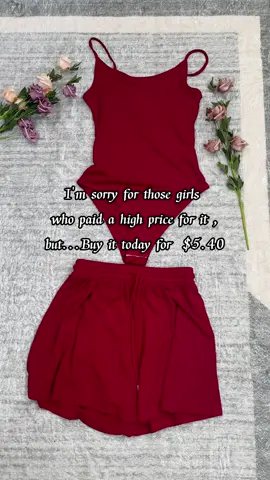Yozy Summer Outfits#fypシ゚viral #tiktokwomen #tiktokbuys #fashion #cute #sexy #ad #set #vacation #outfit #fyppppppppppppppppppppppp 