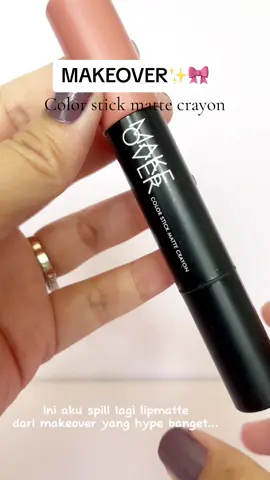 Makeover color stick matte crayon.. Shade 105 SKYE Produk ini super nyaman dipakai mau tipis-tipis aja ataupun full, dan warnanya akan membaur sempurna di permukaan bibir kamu.. #makeover #makeoverid #makeovercolorstickmattecrayon105 #makeoverlipcrayon #lipmatte #lipcrayon 