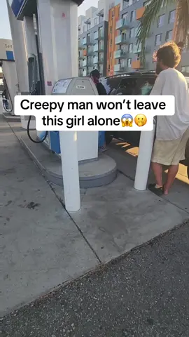 This is so scary! @Mayor of Los Angeles #fyp #creepyman #stalker 