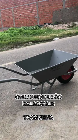 Carrinho de Mão Extraforte Tramontina com Caçamba Extraforte Metálica Cinza 65 L, Braço Metálico e Pneu com Câmara.  O menor preço da cidade, você encontra aqui 😉 #tramontina #carrinhodemao #deposito #construçao 