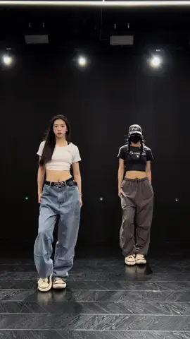 zoom remix dance #dance #swag #remixdance #trending #fyp #fypシ゚viral 