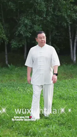 Very handsome Kung Fu. my daddy guang.光爸🇨🇳🥰🥰😍🤍#xinwuxian #鑫无限 #handsomeuncle #myyou #douyinchina #forever #favoriteuncle #china #cutedaddy #oldmanlover #douyin #daddyguang #heilongjiang #哈尔滨 #黑龙江省 Video Sponsor@Douyin Daddy 👔 