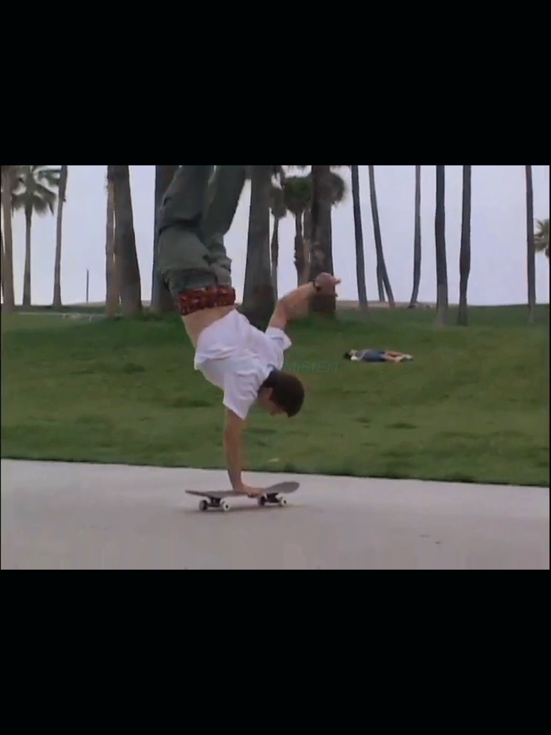 Rodney Mullen   #skate  #fypシ゚viral🖤tiktok #skatelife #skateordie  #skatetiktok #berrics #rodneymullen #nostalgic #foryou