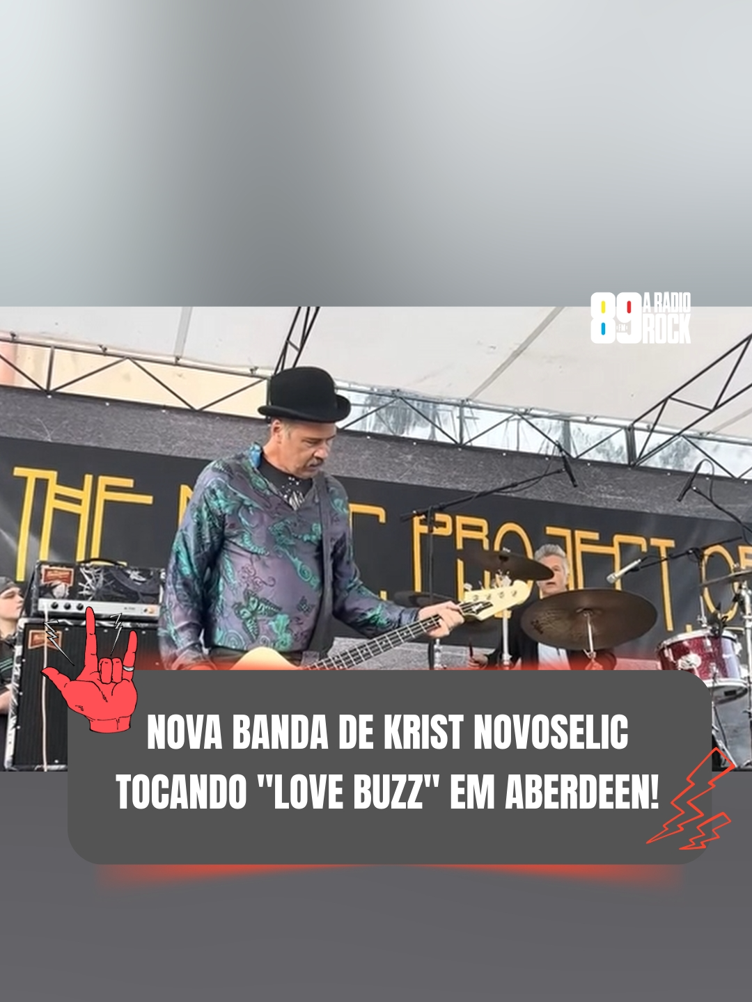 NOVA BANDA DE KRIST NOVOSELIC TOCANDO 