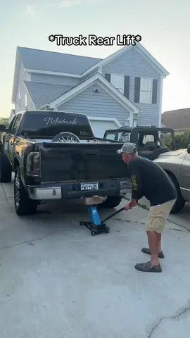 Still looks good #trucks #carolinatrucks #squattedtrucks #chevy 
