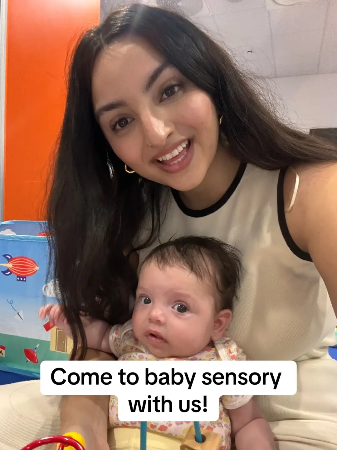 A morning at baby sensory! So cute watching all the babies together 🥹  #babysensory #sensoryplay #babysensoryactivities #newborn #3monthsold #threemonthsold #12weeksold 