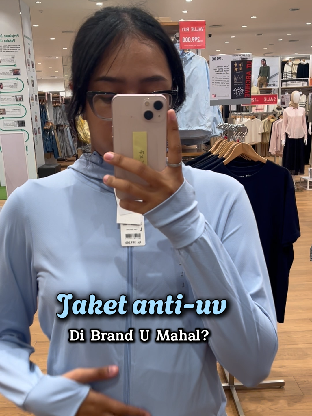 Udah tau kan Brand 'U' mahal? Solusinya ada di kktop. Kualitas premium tapi harga terjangkau! Lagi ada diskon gede-gedean!BURUAN JOIN LIVENYA #jaketuv #jaketantiuv #fyp #vidioviral