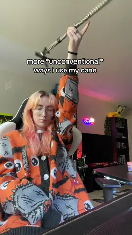 I DIDNT COME UP WITH THESE I JUST USE THEM‼️‼️‼️ all credit for the tripod goes to the one commenter who told me they do it because i havent stopped doing the tripod since that day #chronicillness #chronicpain #heds #hypermobility #potsie #potssyndrome #mobilityaid #cane 