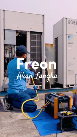 Siap - siap refrigerant (freon) akan menjadi langka #refrigerantrecovery #acdaikin #daikinindonesia #teknisiac #serviceac #freon #globalwarming 