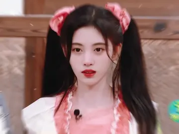 Hahahaaa đáng yêu #cúctịnhy #jujingyi #鞠婧祎 