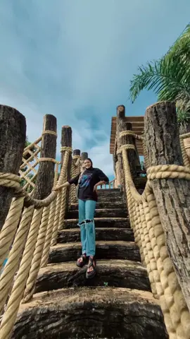 asik banget dibatamzoo banyak spot foto2 cantik,... bagi kalian yang tinggal dibatam jangan lupa mampir ya, ajak anak, sodara,temen, pacar, selingkuhan ke sini  @batamzooparadise , 🥰#batamzooparadise 