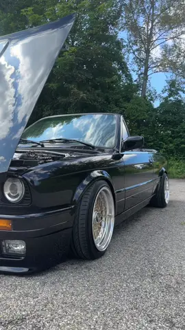 #bmw #bmwmotorsport #fyp #oldschool #car #e30 #fy #viral 