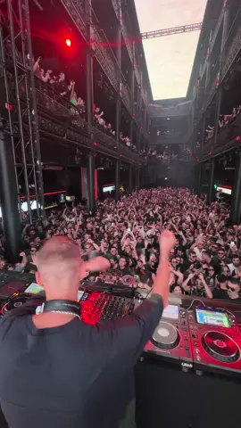 Buenos Aires made my day 🇦🇷💥 #electronicmusic #techno #rave #ravetok #djs #melodictechno #deeptechno #buenosaires #argentina 