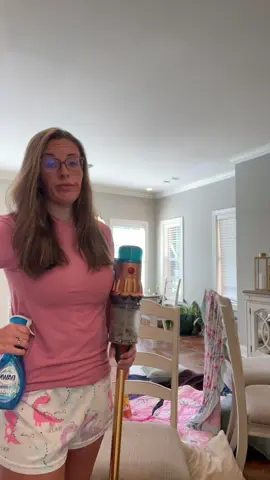 I got too much to get done 😅#CleanTok #MomsofTikTok #roadto10k 