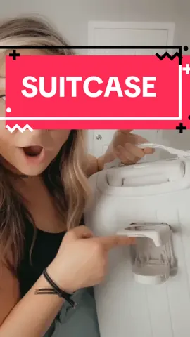 A CUPHOLDER?!? #beccalovespizzax #ttshop #ttsfinds #ttssuitcase #newsuitcase #carryonsuitcase #suitcasewithcupholder #ithasacupholder 