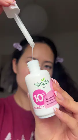 Looking for an all-in-one skincare solution?  🌸✨The Simple Booster Serum 10% Niacinamide evens skin tone, hydrates, and strengthens your skin barrier! With 10% Niacinamide (Vitamin B3) and B5, it controls oil, reduces pores, and boosts skin resilience by 42%. Perfect for all skin types, including sensitive skin. Lightweight and non-greasy, it soothes redness with 88% natural ingredients.🌸✨ I've been using this during the day when I want something super light and refreshing, particularly in the mornings whilst we are experiencing the hot weather in the uk right now.☀️✨ @Community X SEEN  @SimpleSkincareUK  #SimpleSkincare #thesimpletruth #serums #Niacinamide #VitaminB3 #viralskincare #SkinCareRoutine  #GlowingSkin #fyp 
