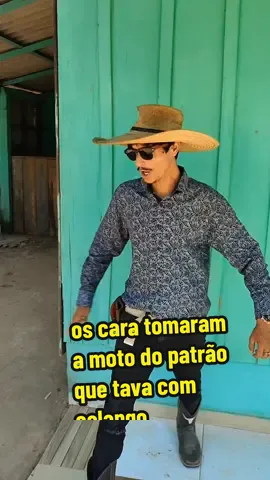 os cara tomaram a moto do patrão que tava com calango